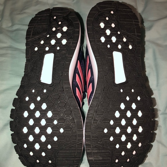 Adidas - Picture 4 of 6